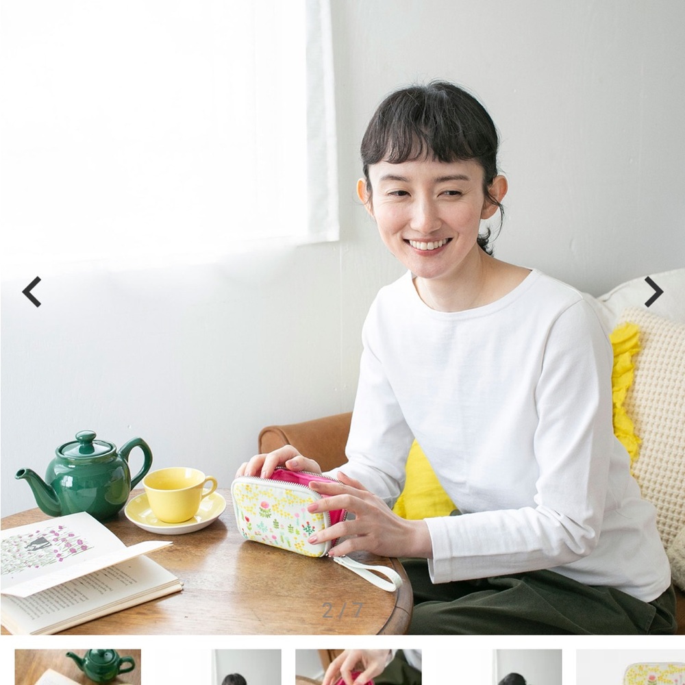 Hobonichi pocket desk drawer- Yellow White and Pink Wristlet - Picture 2 of 4